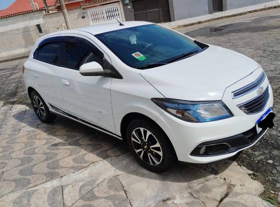 CHEVROLET ONIX 1.4 MPFI LTZ 8V FLEX 4P AUTOMÁTICO
